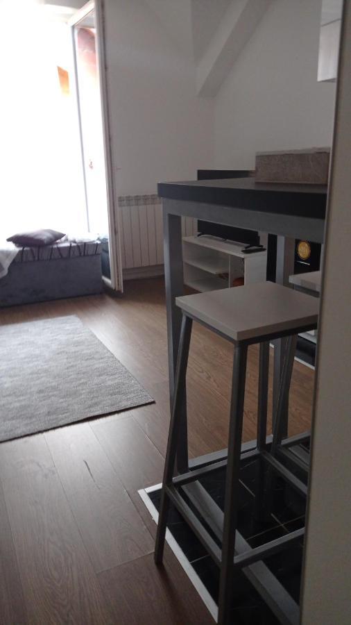 Appartement Sleep And Drive 2 à SJJ Extérieur photo